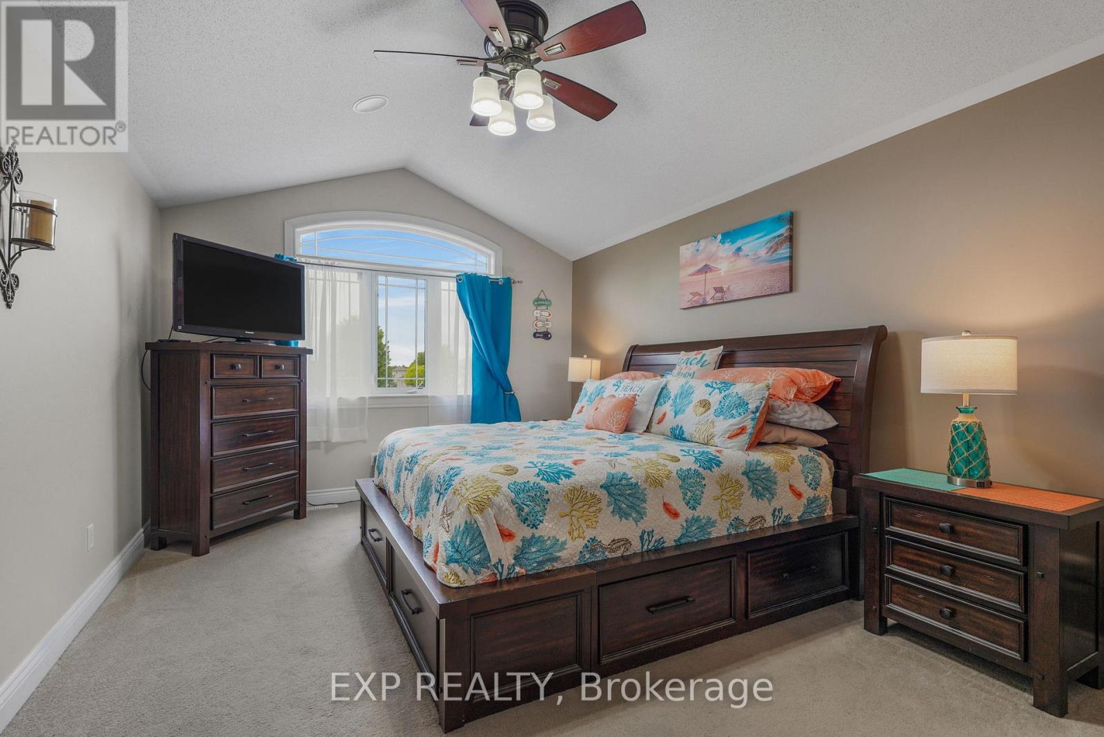 224 TOPAZE CRESCENT - 29