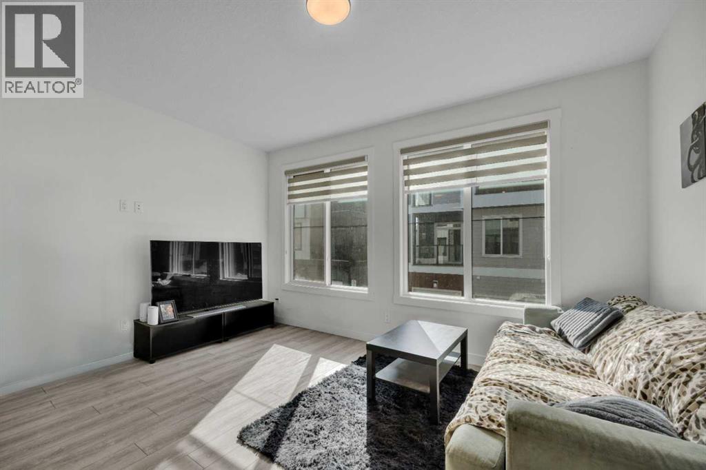 #152 380 Seton Villas SE - 5