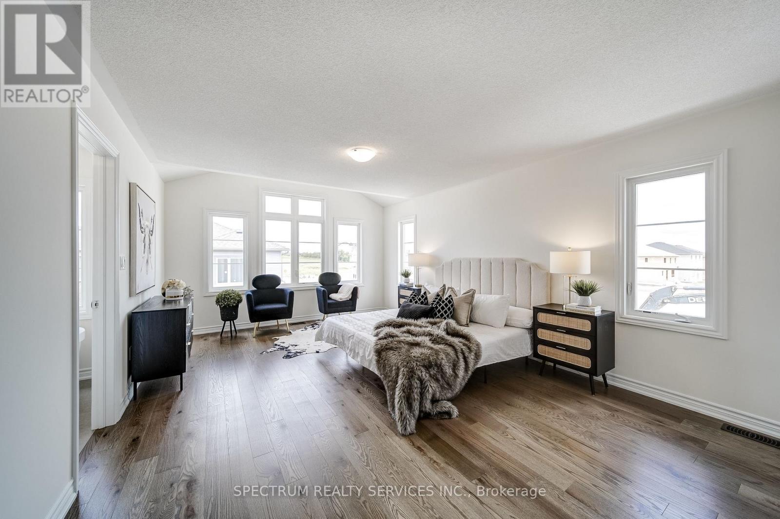 52 FATHER MUCKLE AVENUE - 29