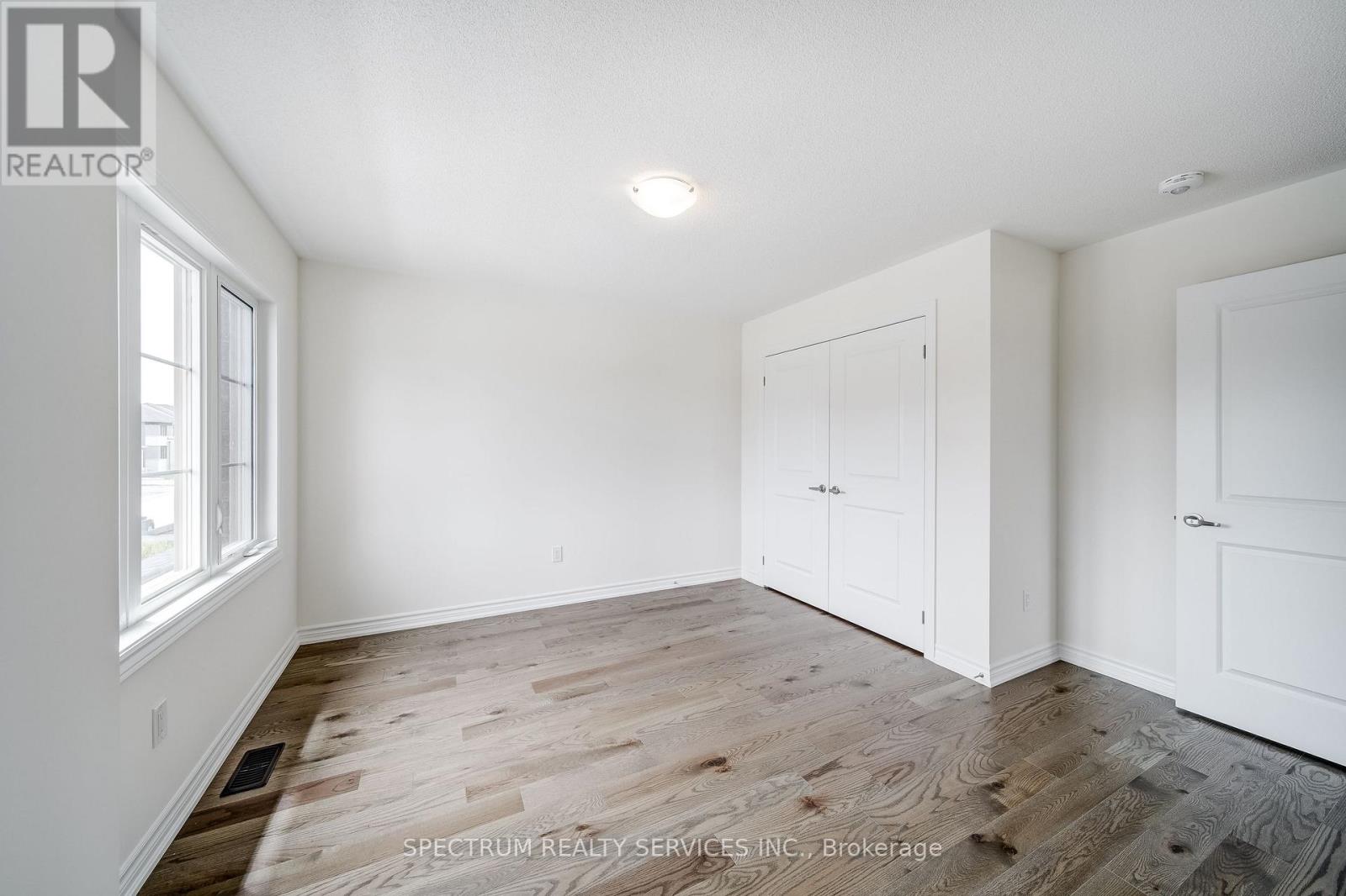 52 FATHER MUCKLE AVENUE - 43