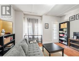 13 Baldwin Street, Toronto, ON M5T1L1 Photo 15