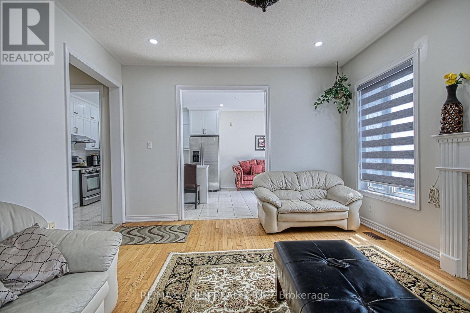 3428 ERIN CENTRE BOULEVARD - 19