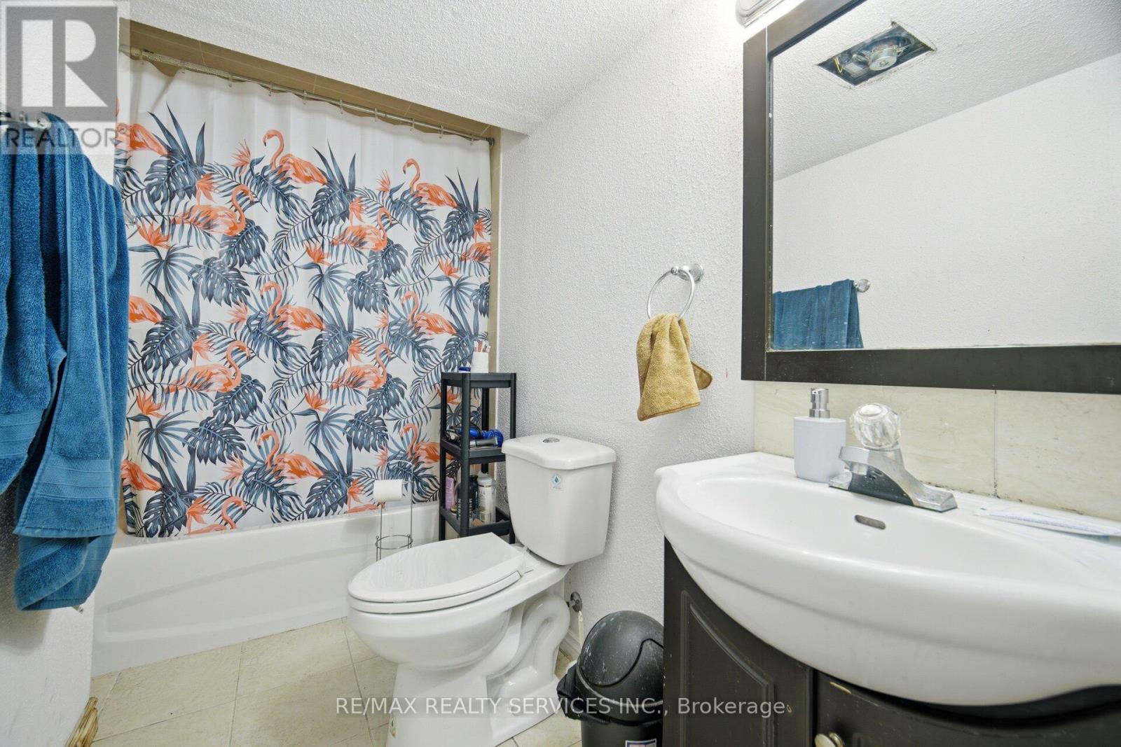 26 SUNFOREST DRIVE - 45