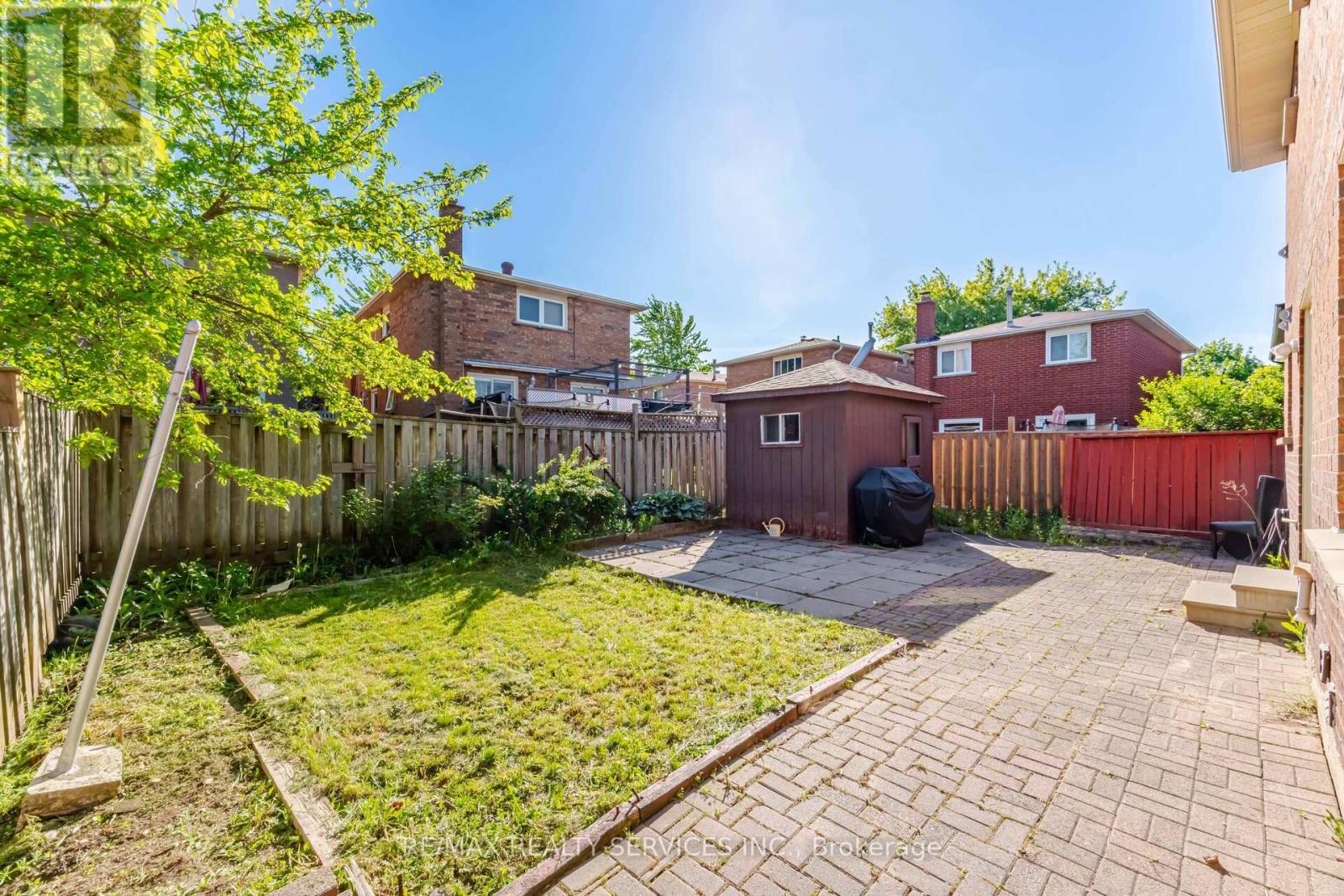 26 SUNFOREST DRIVE - 49