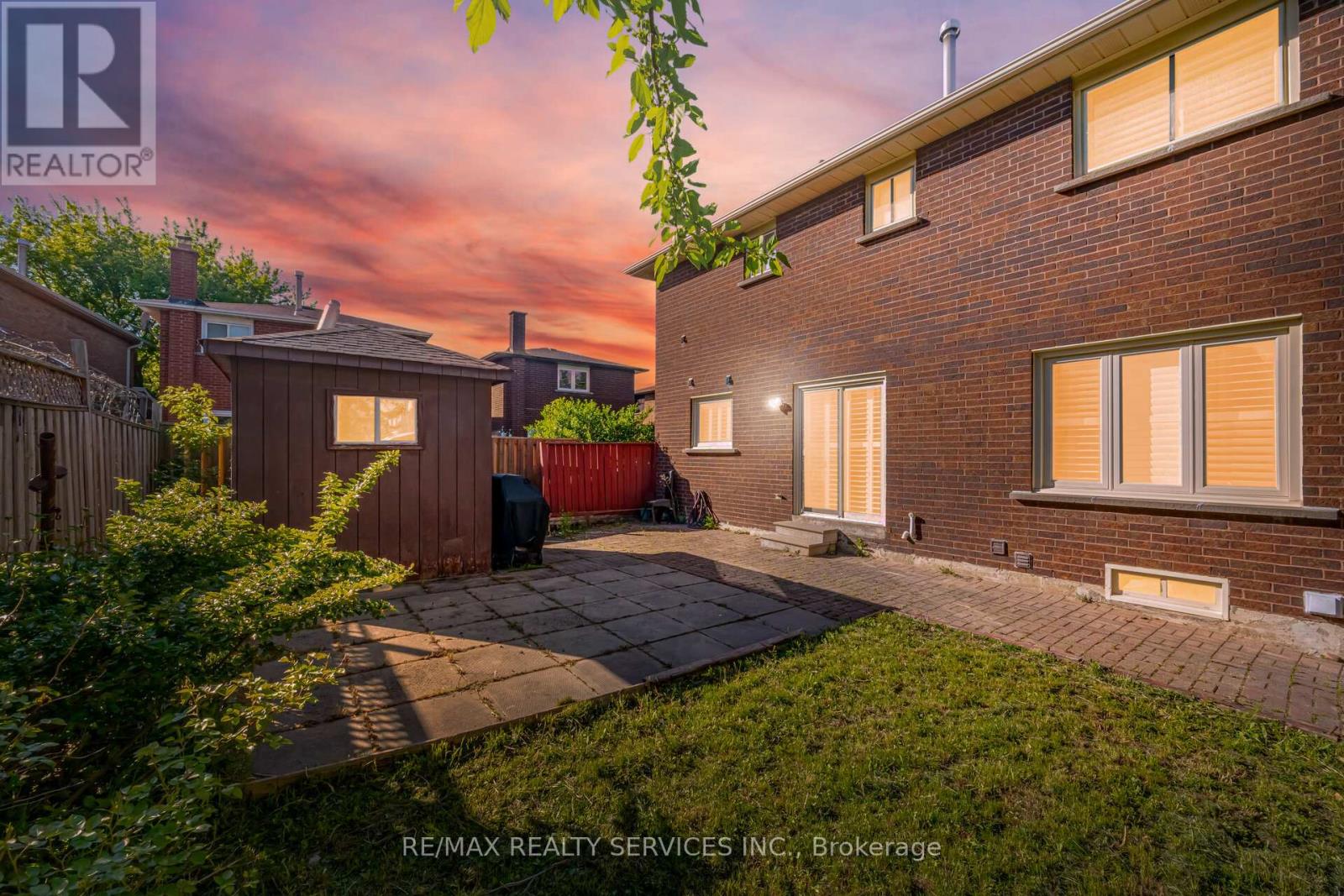 26 SUNFOREST DRIVE - 50