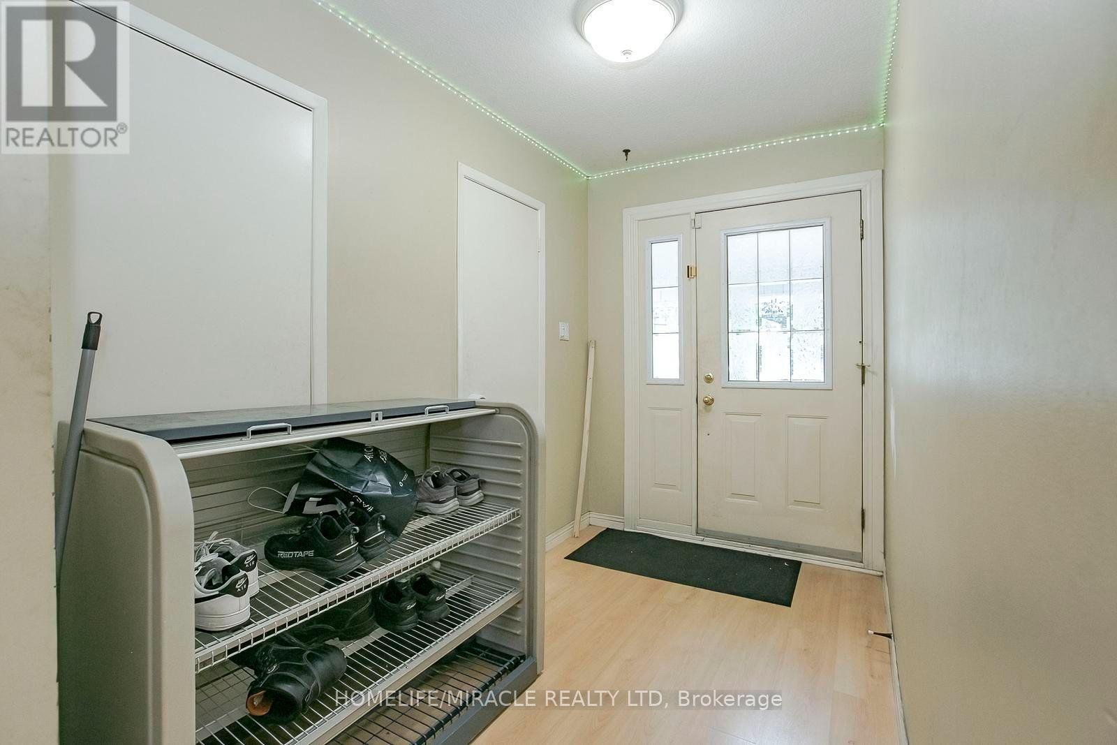 47 LONGBOURNE CRESCENT - 8