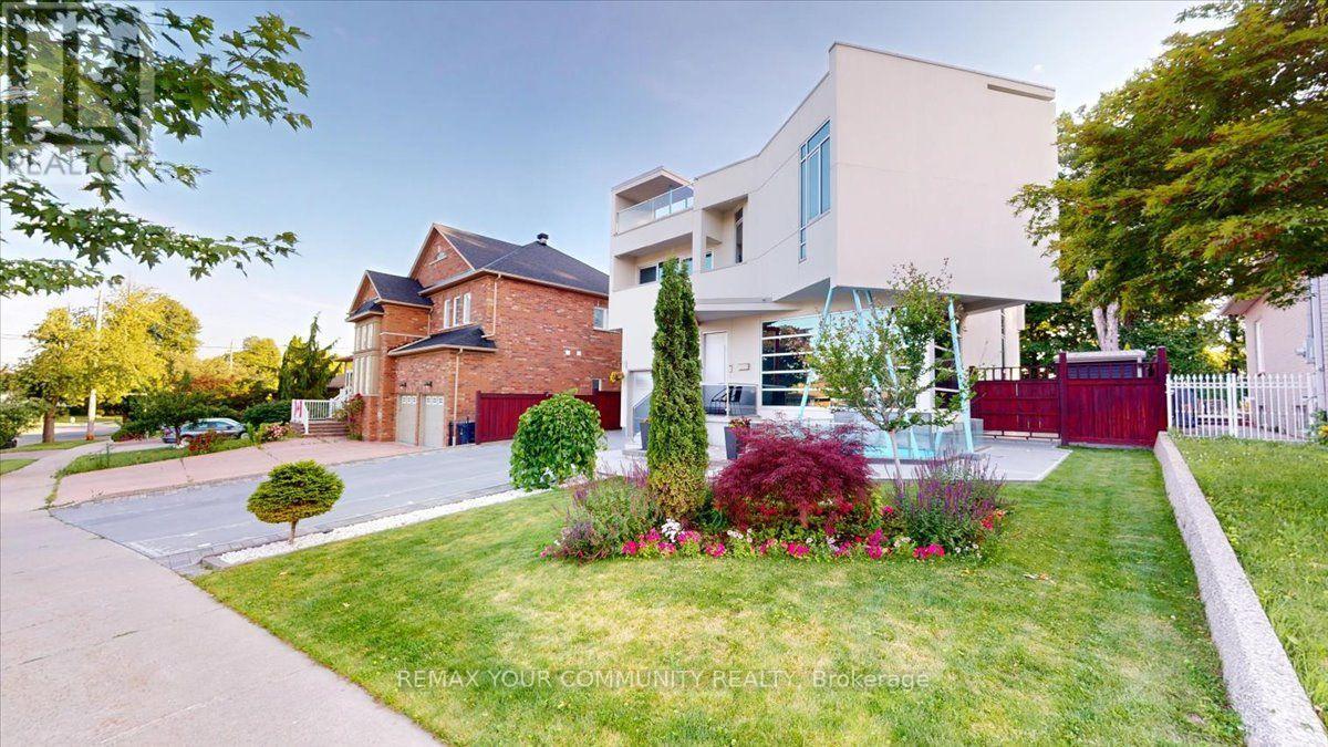 64 AVIEMORE DRIVE - 2