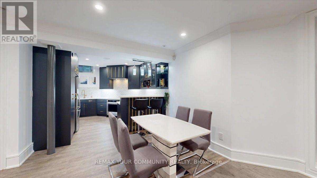 64 AVIEMORE DRIVE - 24