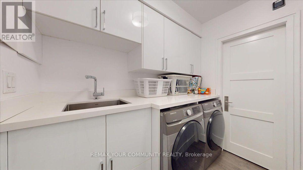 64 AVIEMORE DRIVE - 27