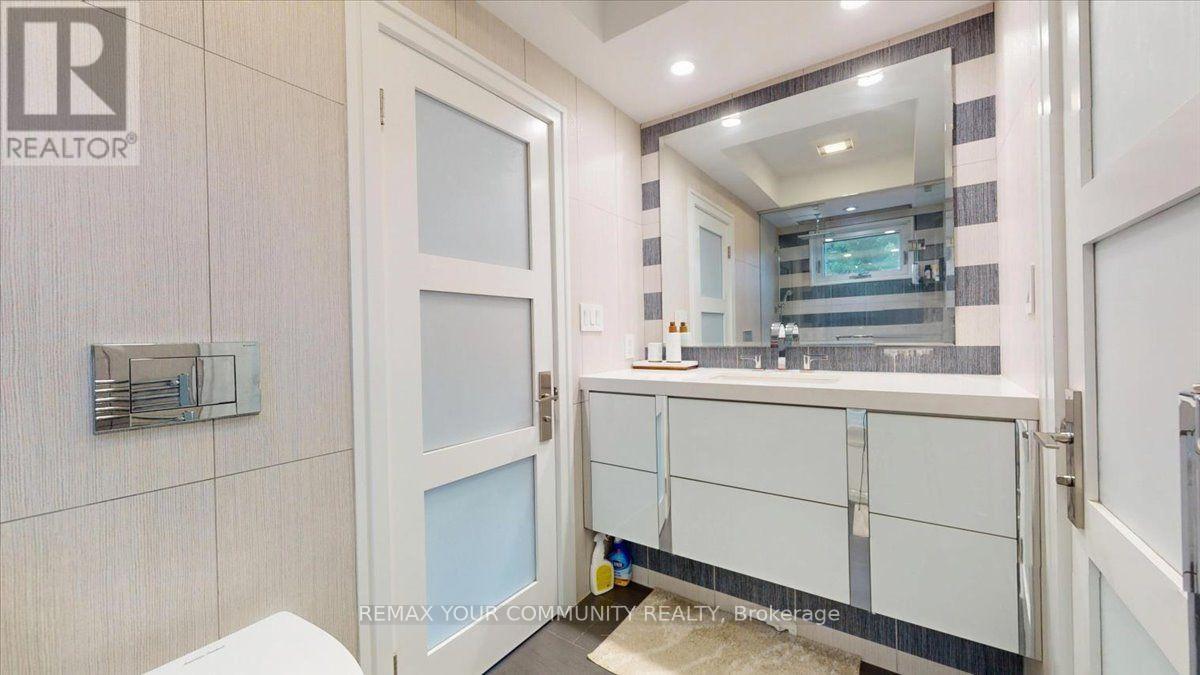 64 AVIEMORE DRIVE - 31