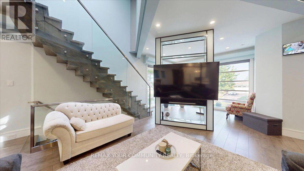 64 AVIEMORE DRIVE - 6