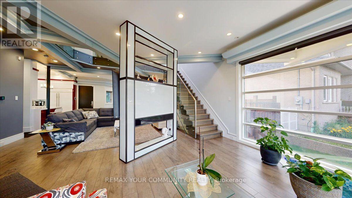 64 AVIEMORE DRIVE - 9