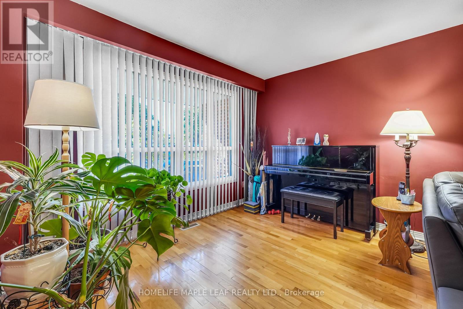14 MANITOU CRESCENT - 6