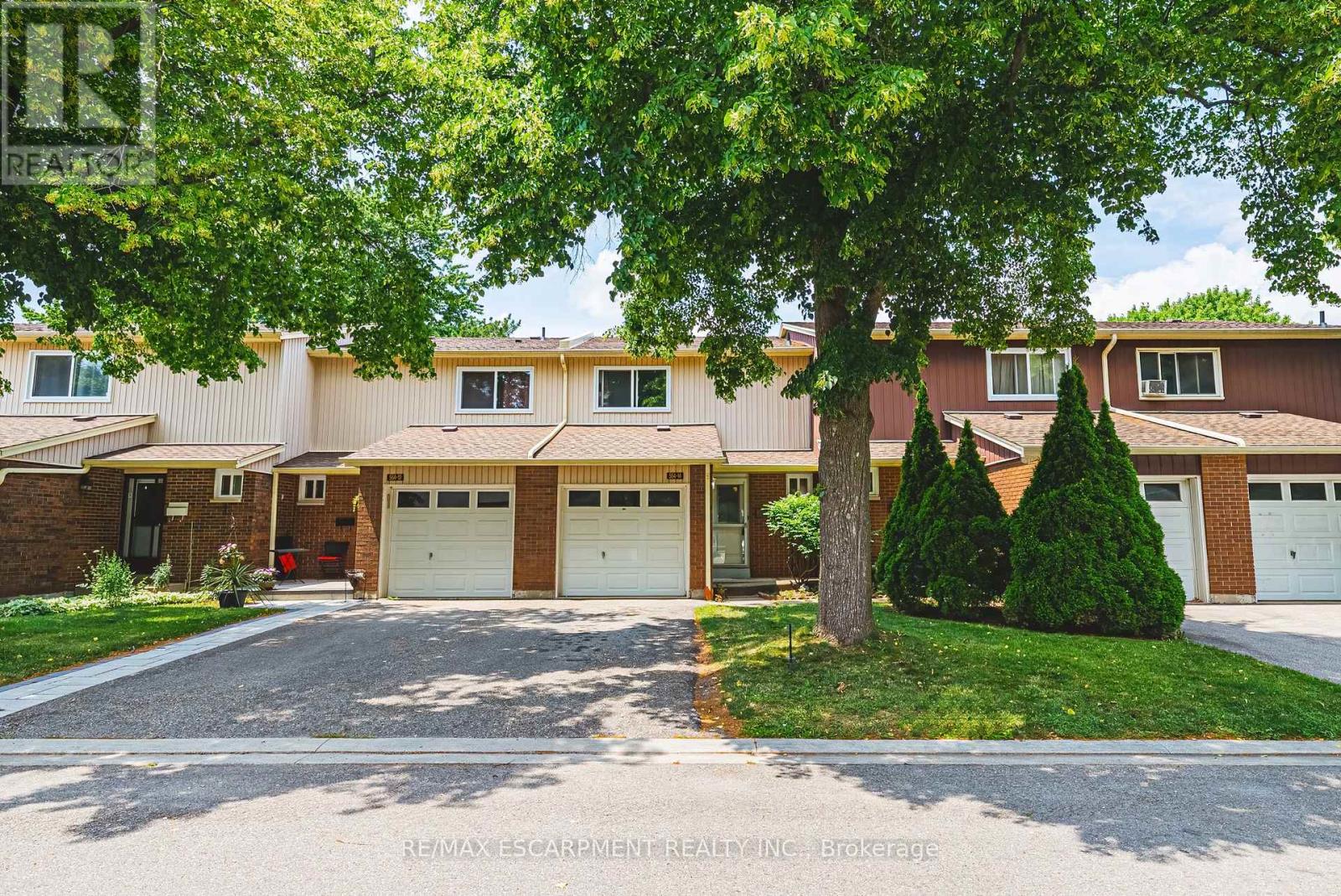 #14 564 SHERATON ROAD - 1