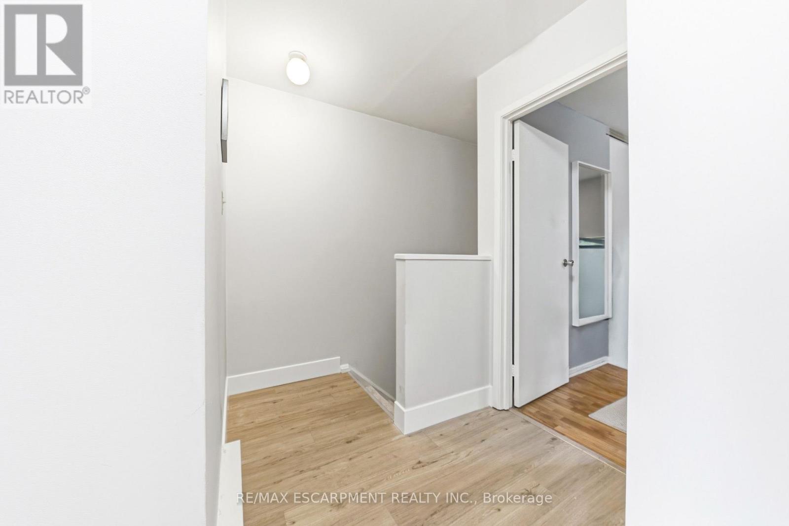 #14 564 SHERATON ROAD - 13