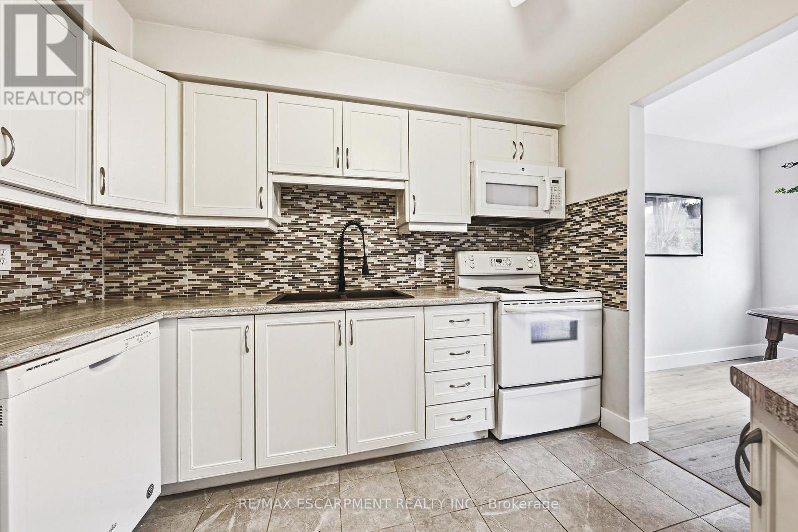 #14 564 SHERATON ROAD - 7