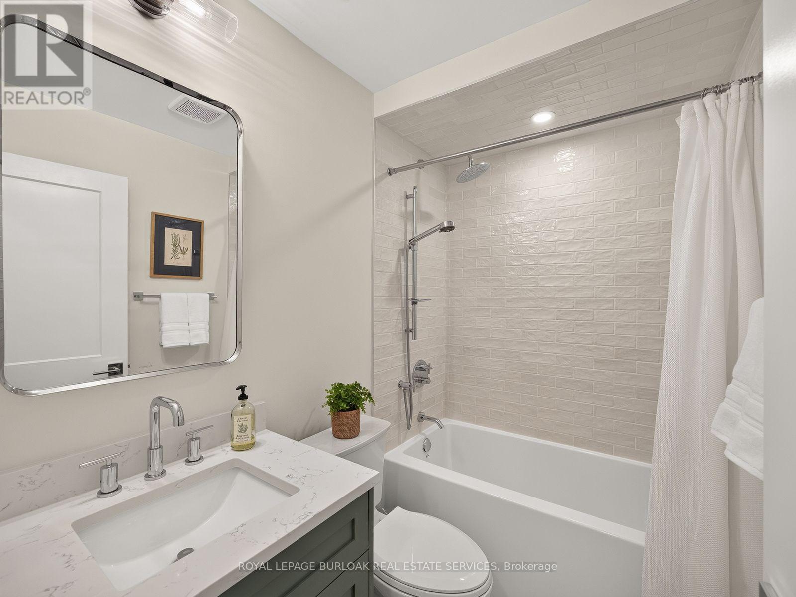 1253 STEPHENSON DRIVE - Image 25