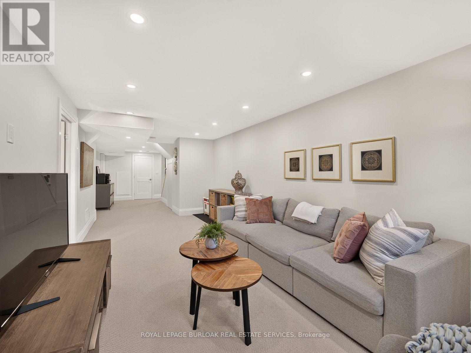 1253 STEPHENSON DRIVE - Image 31