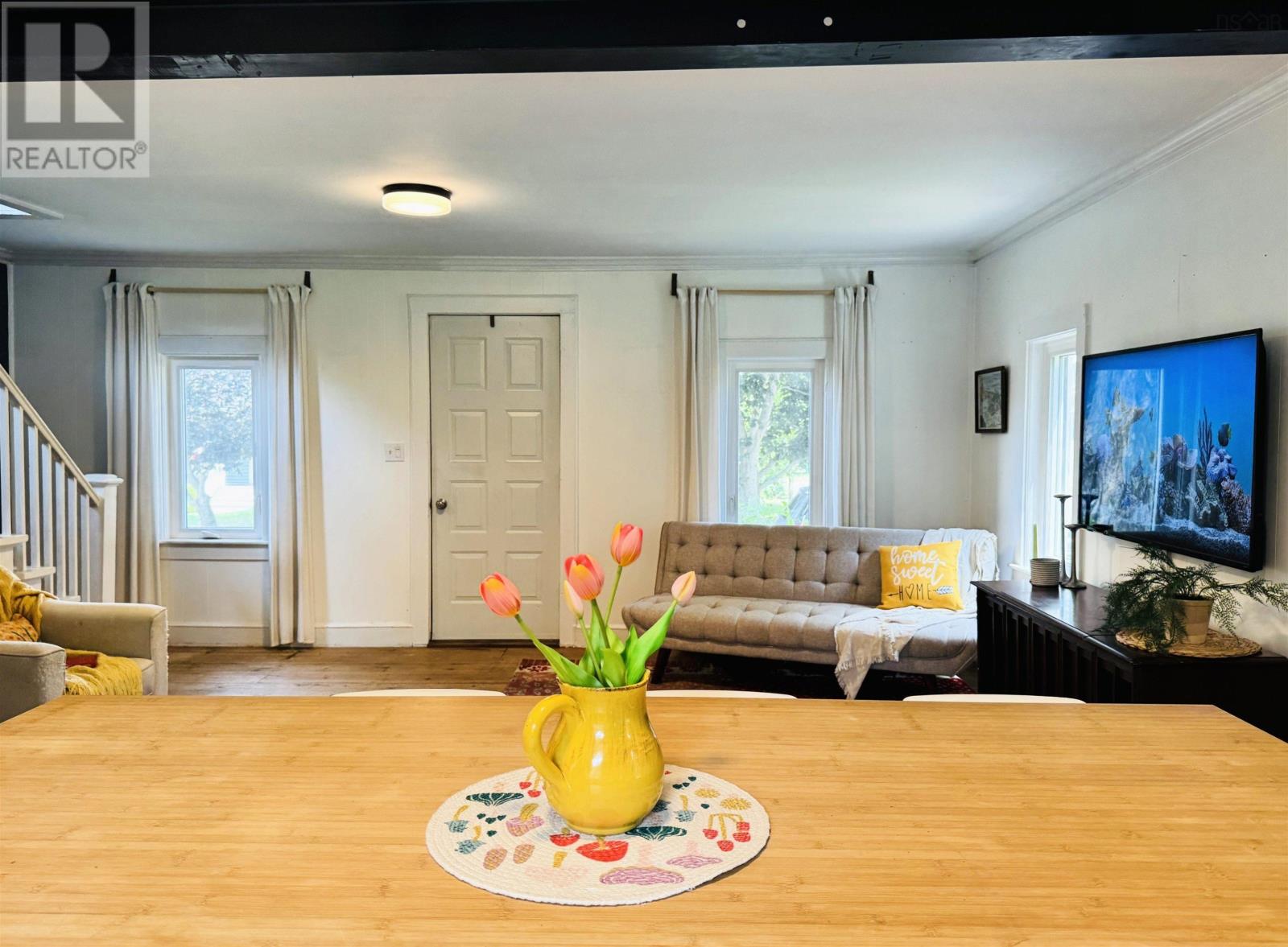 107 Maple Avenue - Image 13
