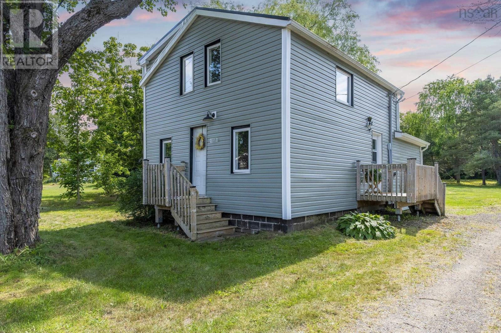 107 Maple Avenue - Image 49