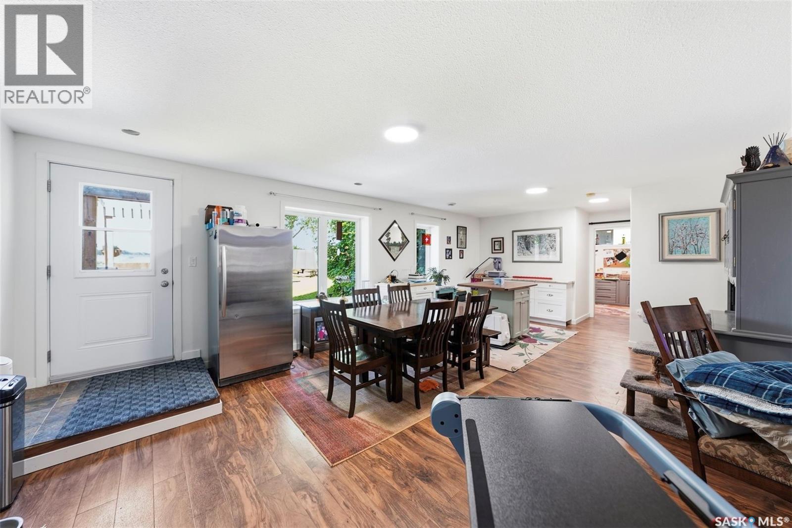 601 2nd AVENUE - 21