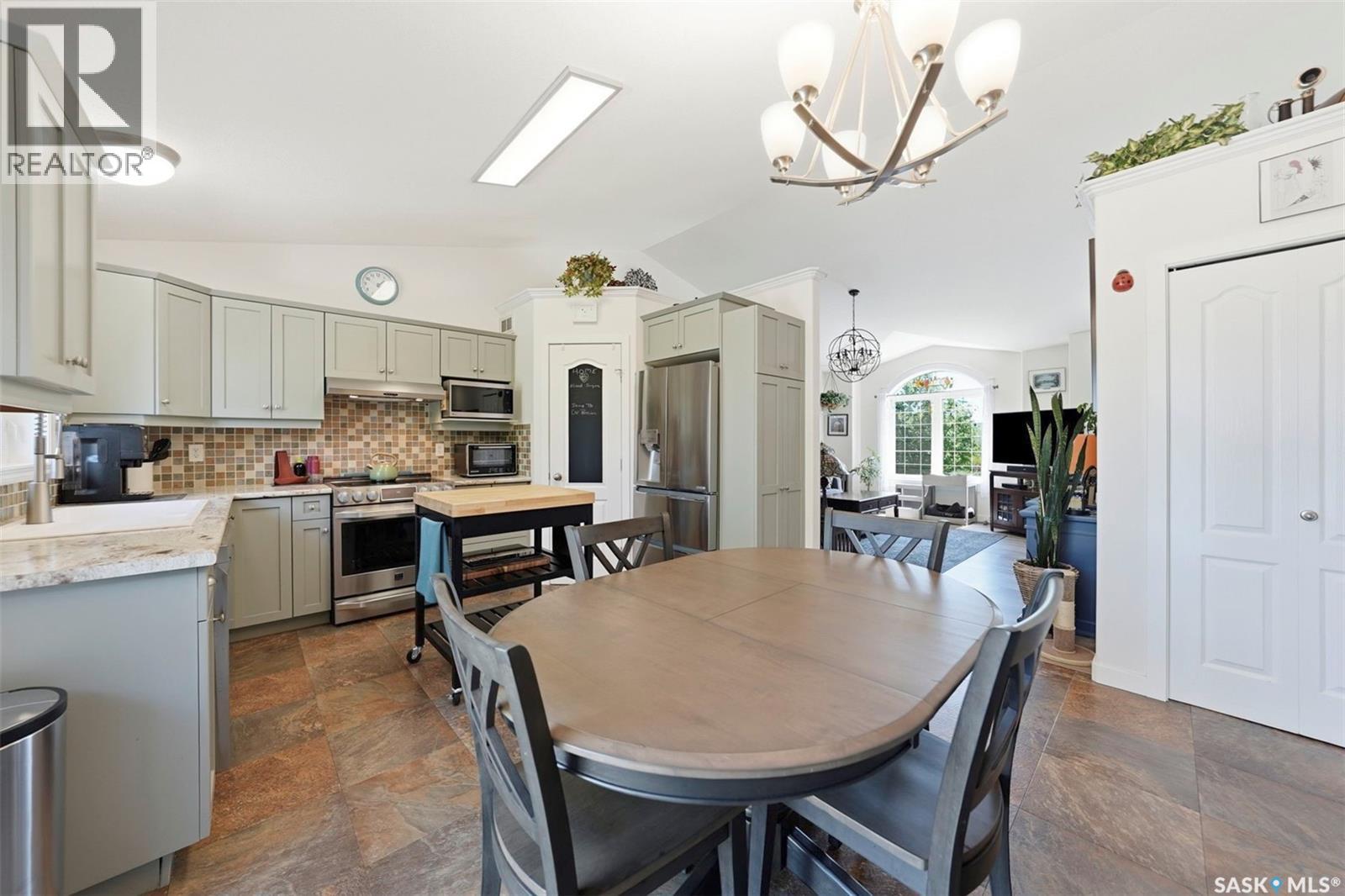 601 2nd AVENUE - 9