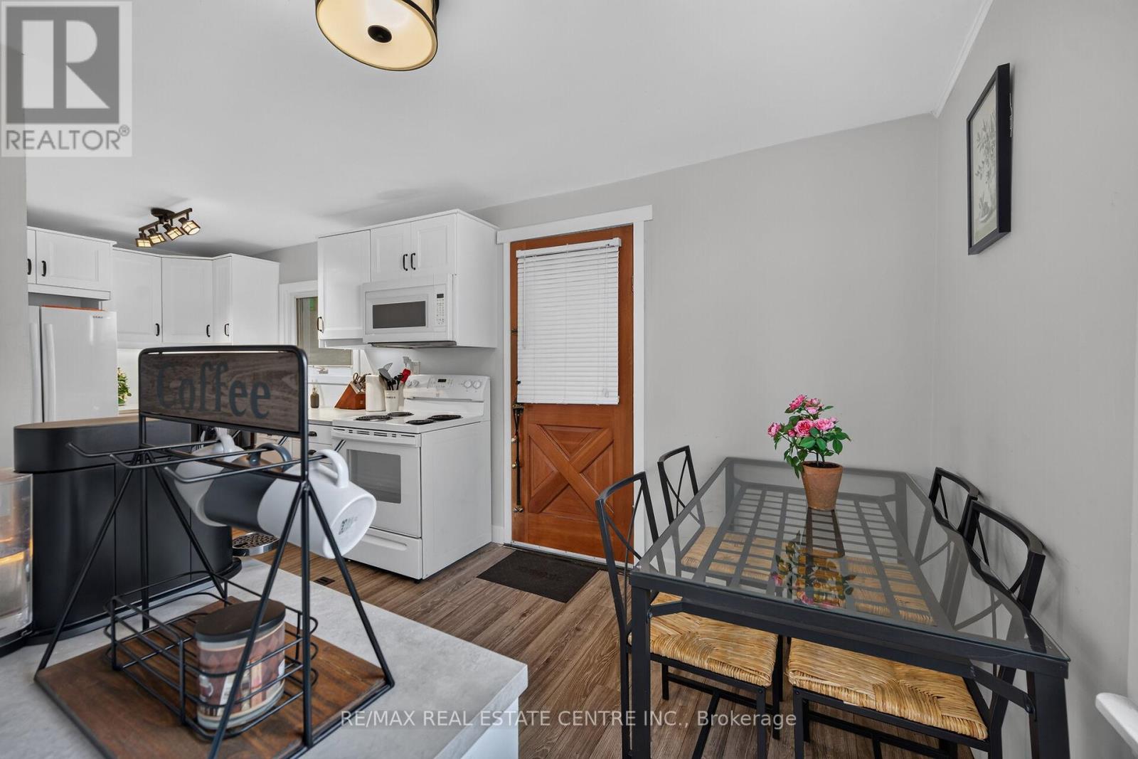 220 PALING AVENUE - 14
