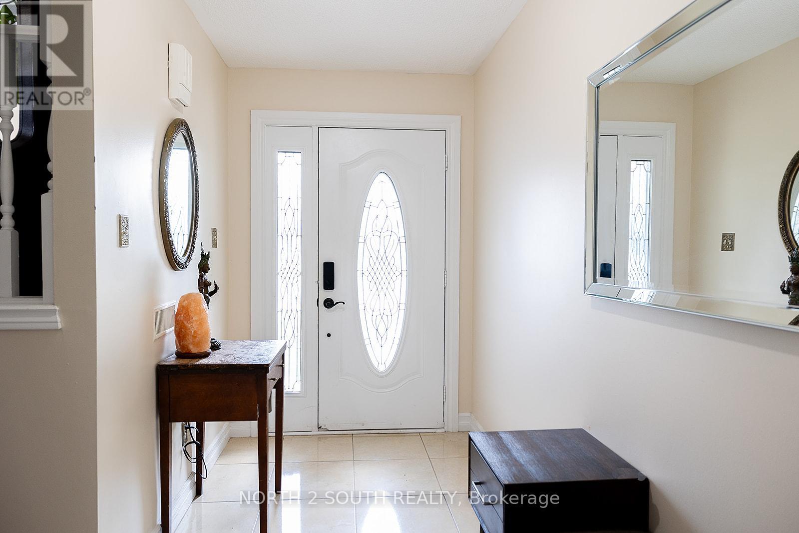 10 LATZER CRESCENT - 16