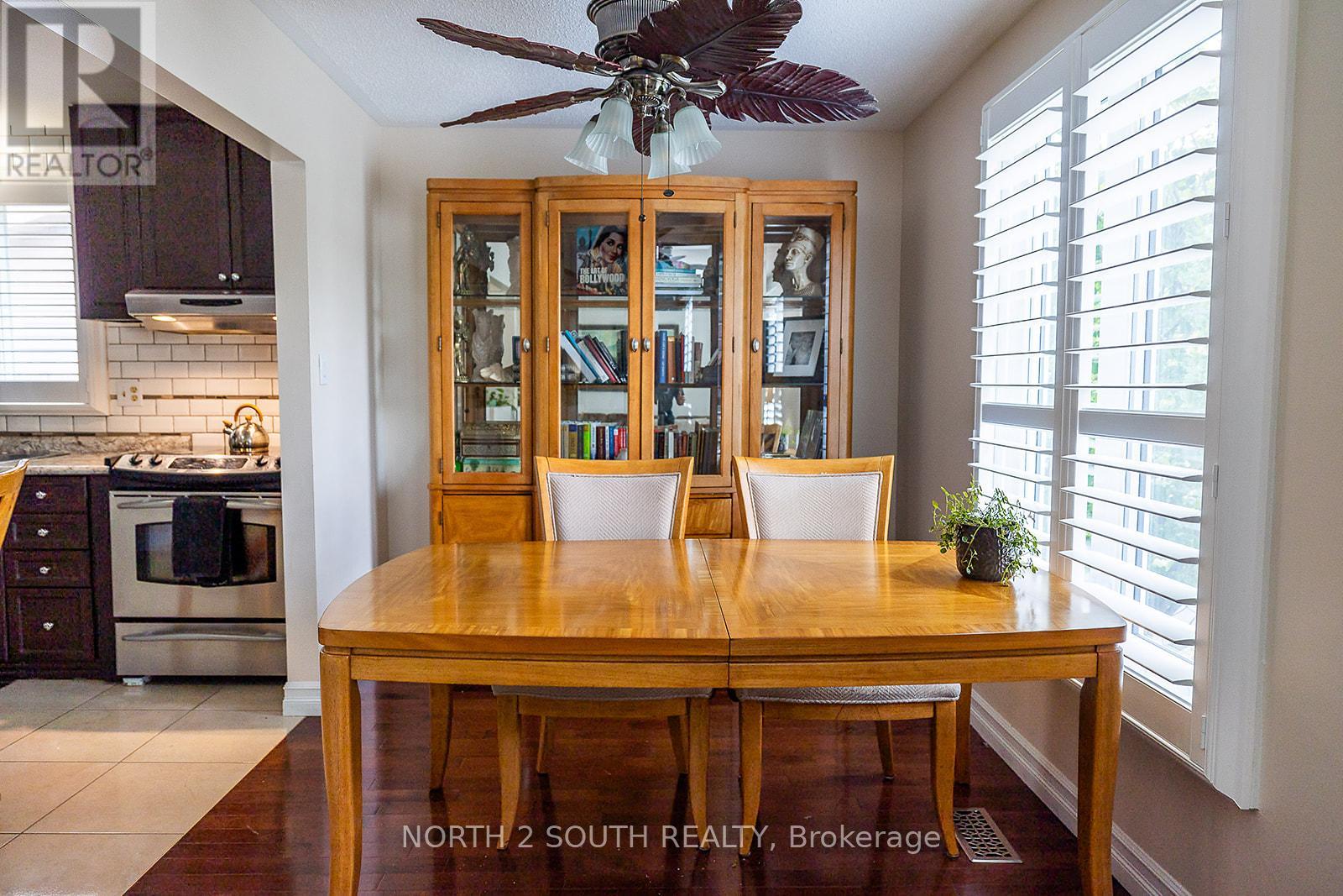 10 LATZER CRESCENT - 21