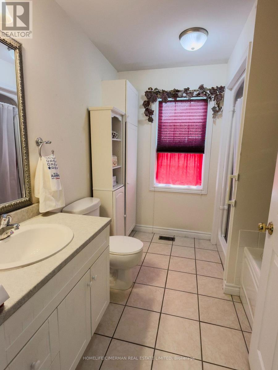 171 MAIN STREET - 9