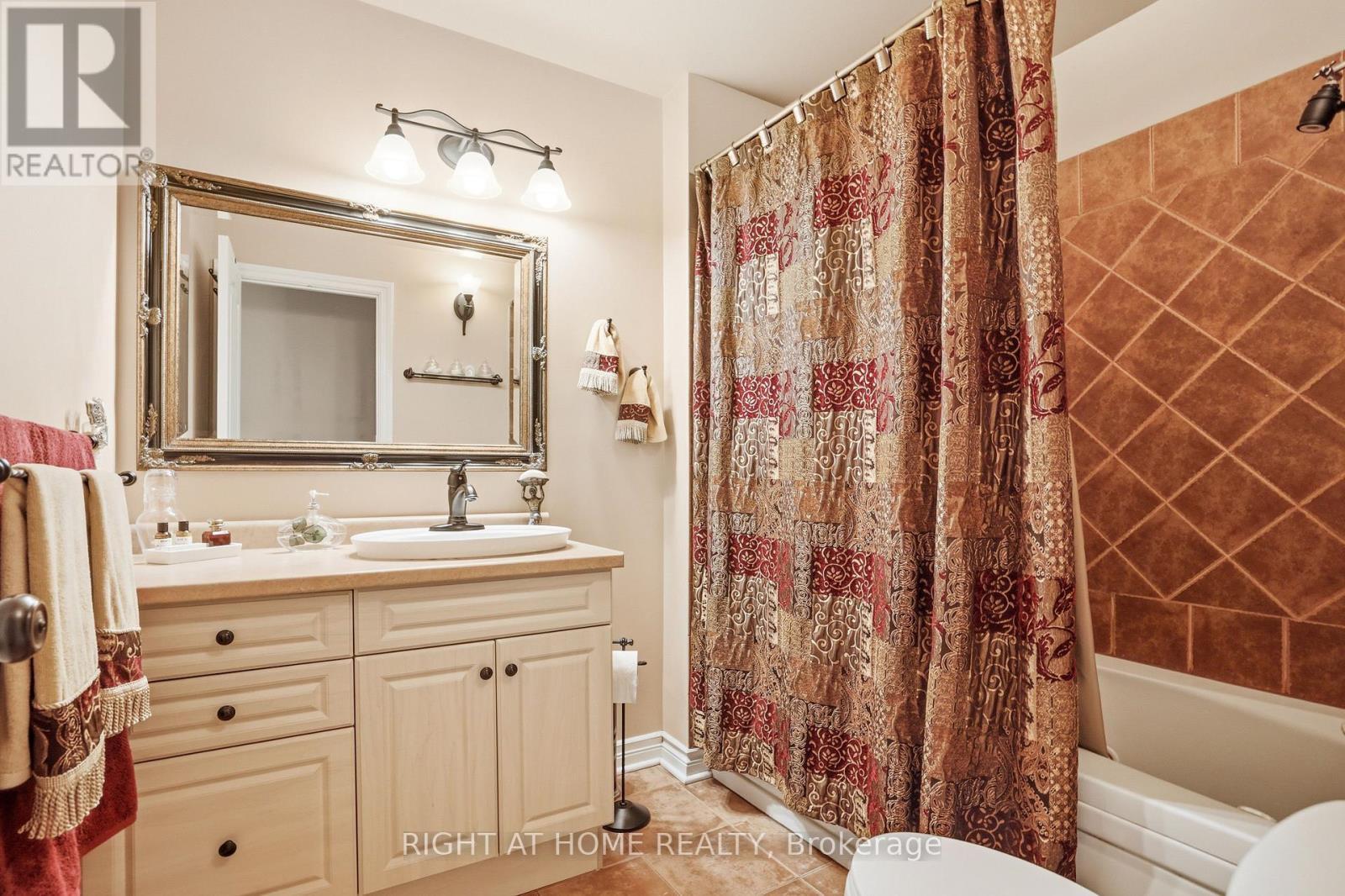 15 HOPE AVENUE - Image 20