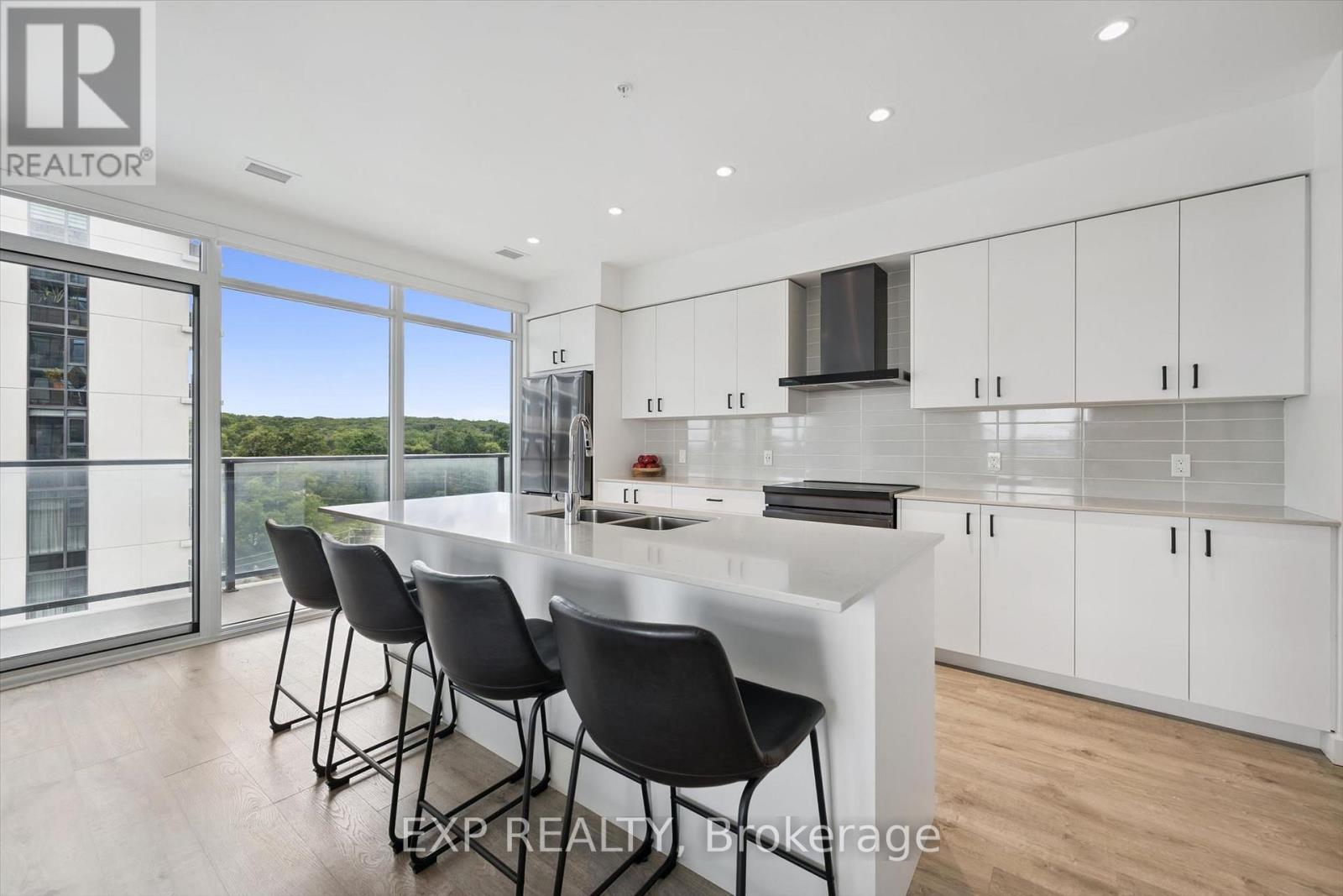 #1002 50 GRAND AVENUE S - Image 15