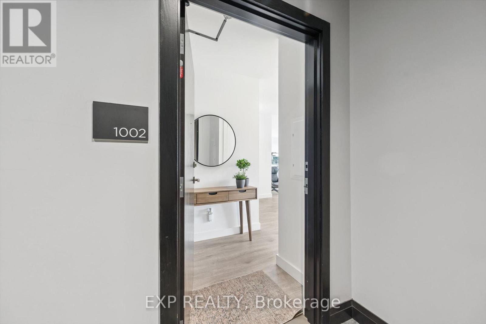 #1002 50 GRAND AVENUE S - Image 8