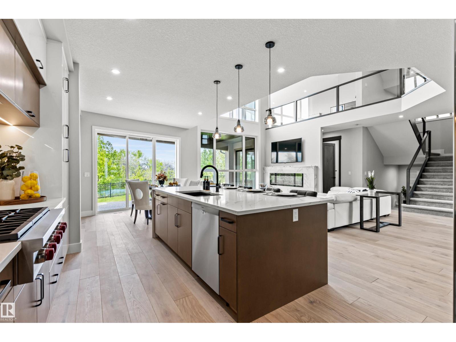 4810 KNIGHT CR SW - 18