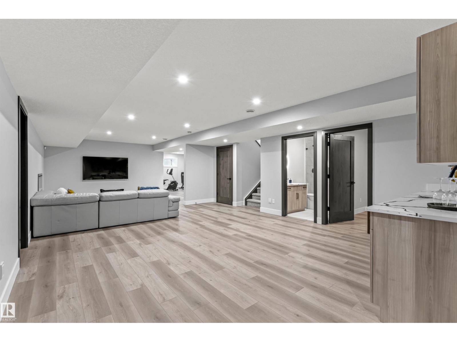4810 KNIGHT CR SW - 49