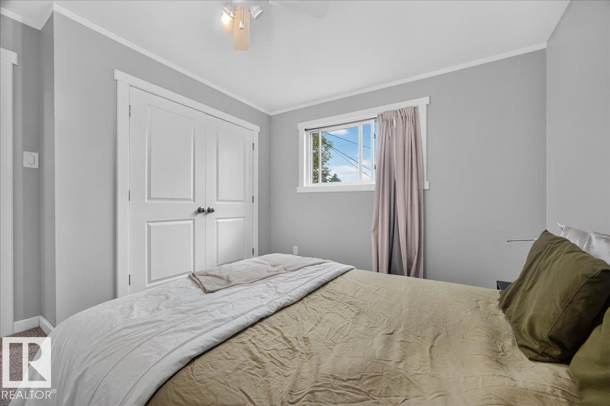 4229 49 ST - 18