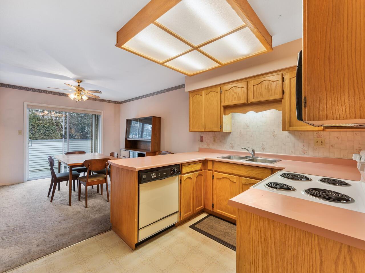 2 Bed, 2 Bath House for Sale in Langley – 16 19797 64 AVENUE, Langley – MLS# R3144366 - Image 10