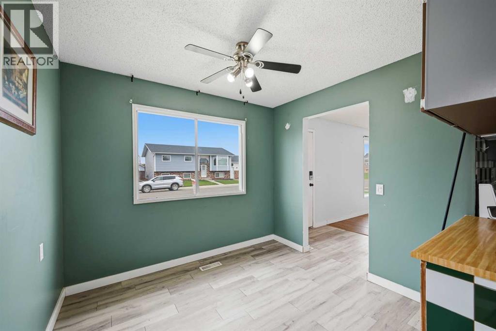 128 Ridgegate Way SW - 9
