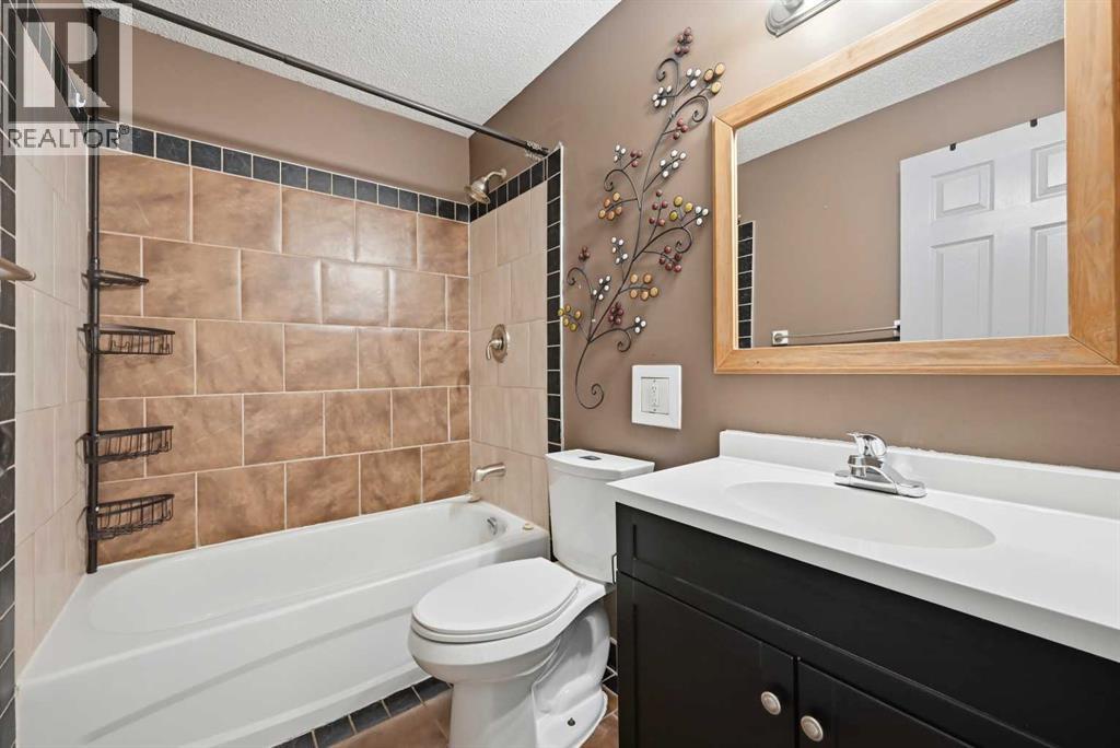 128 Ridgegate Way SW - 15