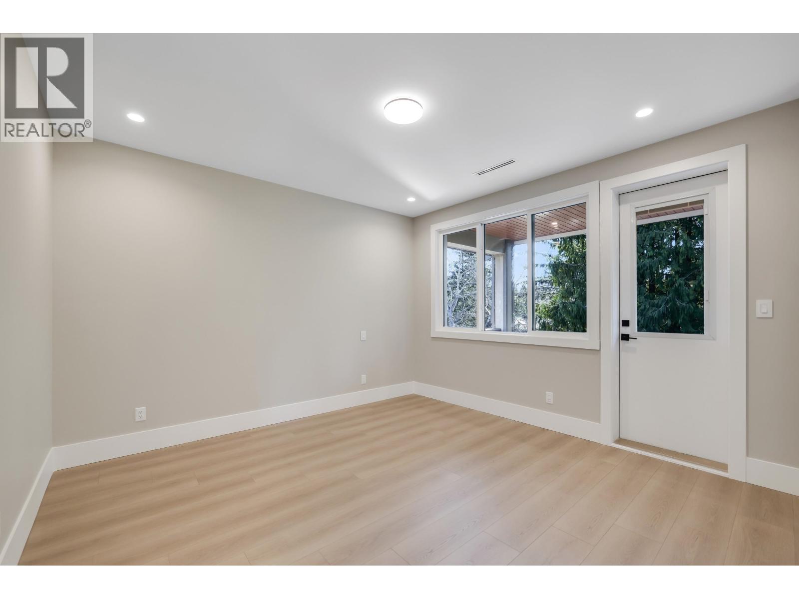 1352 JUDD ROAD, Squamish