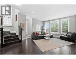 314 30 Avenue NE - photo 10