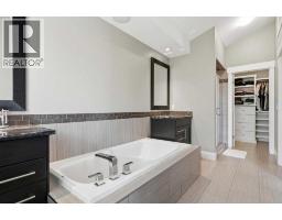 314 30 Avenue NE - photo 18
