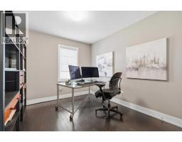 314 30 Avenue NE - photo 23