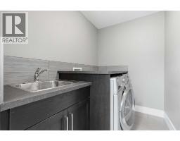314 30 Avenue NE - photo 28