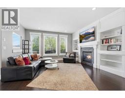 314 30 Avenue NE - photo 11