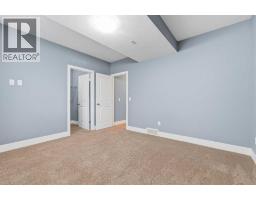 314 30 Avenue NE - photo 32