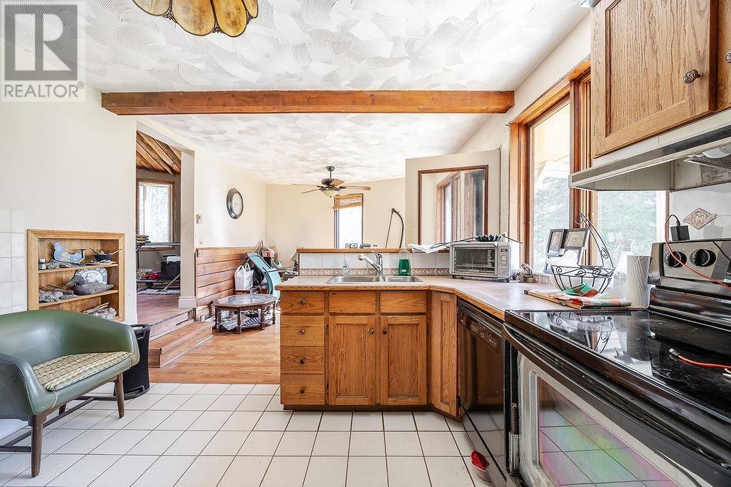 57 Turmaine RD - 10