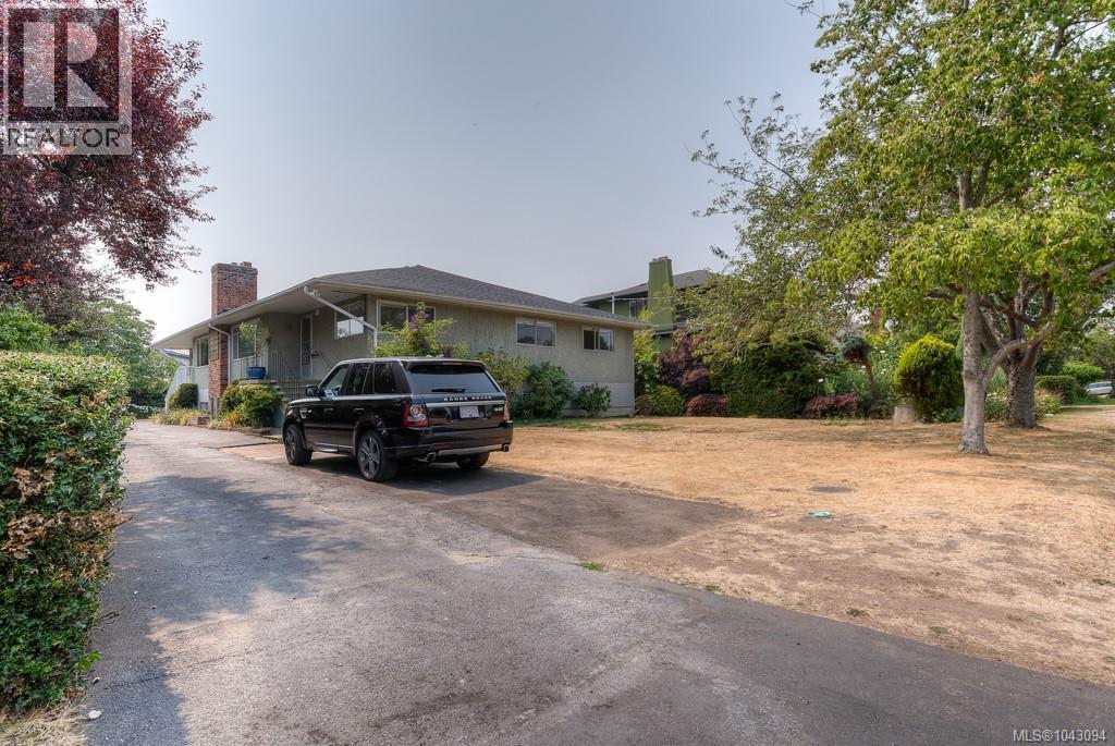  2663-2665 Dalhousie Street, Oak Bay
