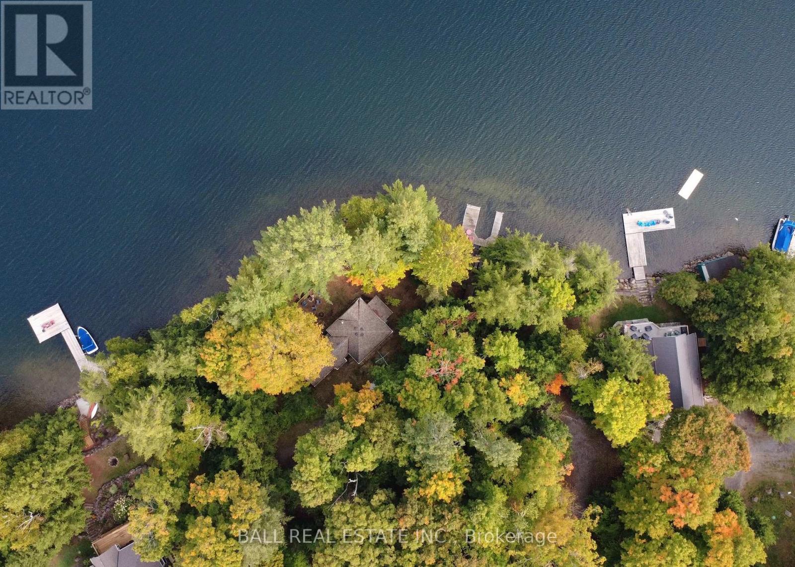 551 RENWICK ROAD - 42