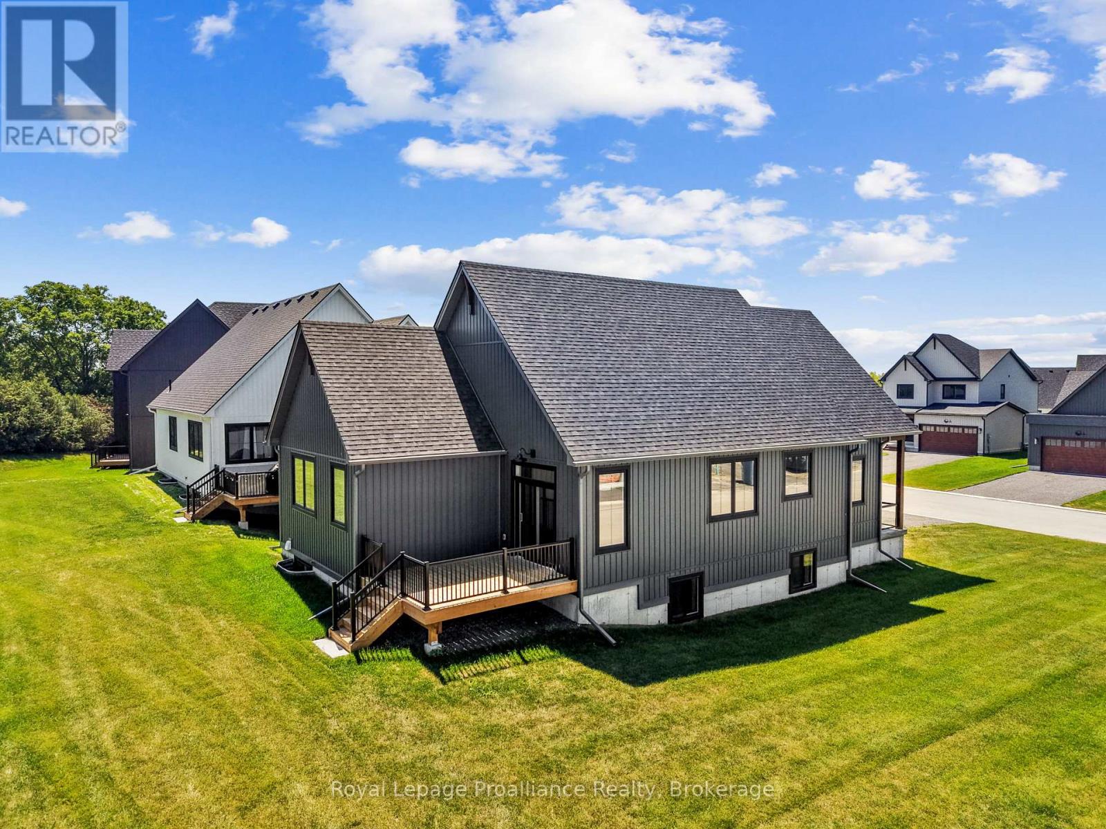 2 MERRIMAN COURT - 4